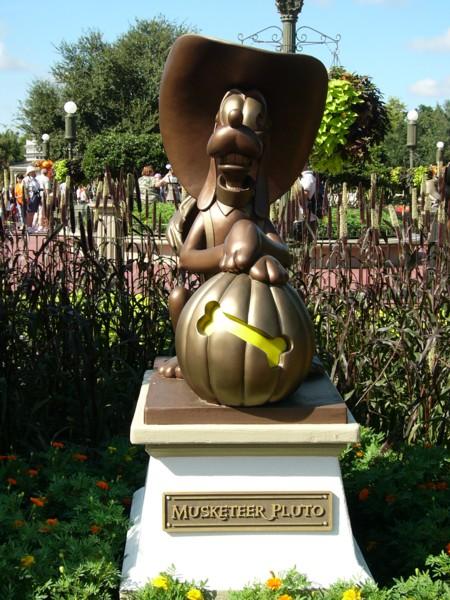 Pluto Statue.JPG